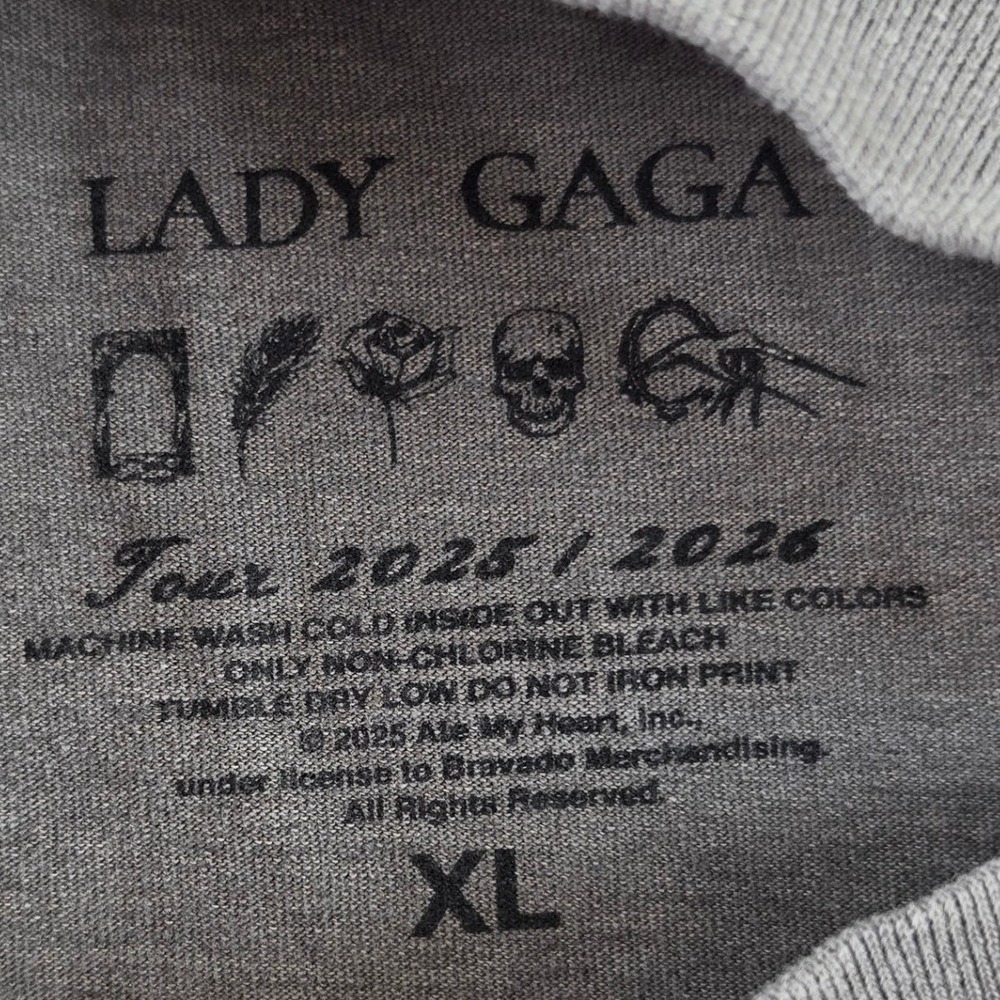 Lady Gaga T-Shirt Unisex XL Gray Excellent Mayhem Ball Tour 2025 Graphic Tee - Picture 4 of 7